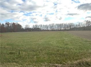 Fox Lake Rd, Wooster, OH 44691