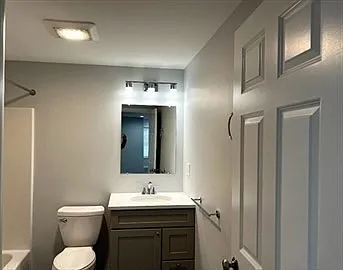 108 Norton Ave #9 — Photo 18