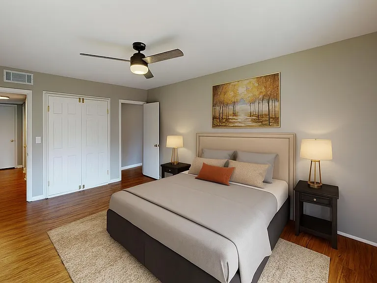 2140 Fort Harrods Dr #7 — Photo 4