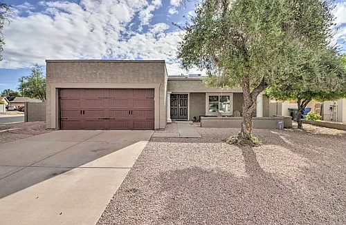 821 E McNair Dr Photo 1