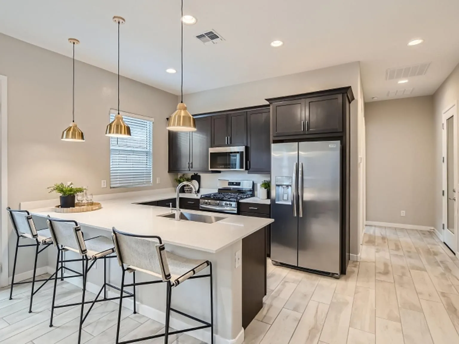 2545 W Pecan Rd — Photo 4