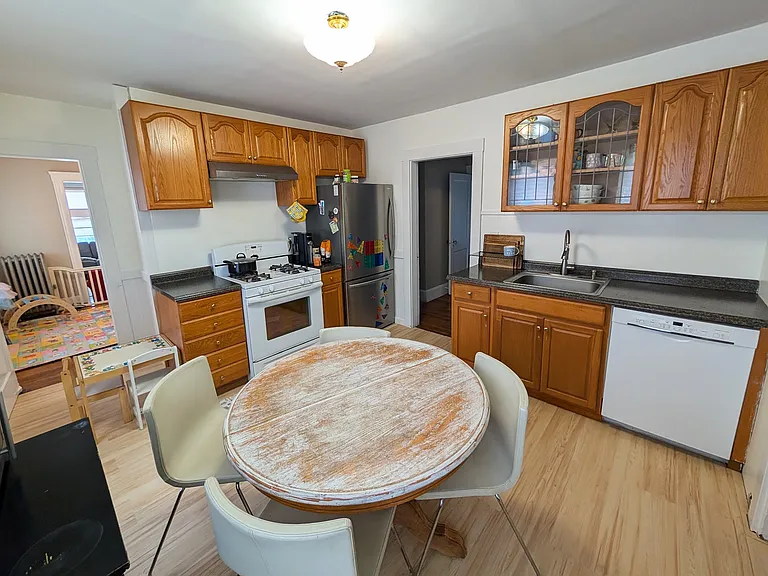 150 Nonantum St #2 — Photo 5