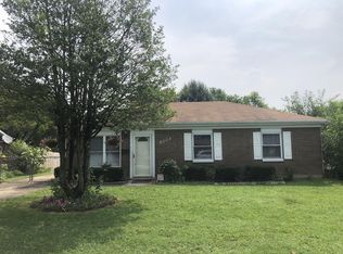 8001 Grenelle Dr, Louisville, KY 40228