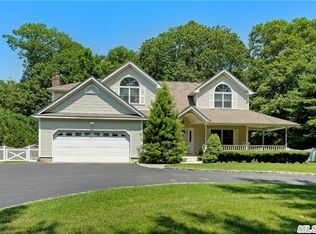 101 Wells Rd, Northport, NY 11768