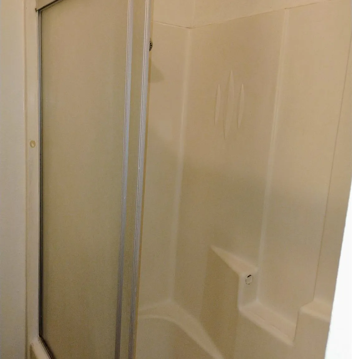 3 bed, 950 sqft, $1,625 — Photo 4