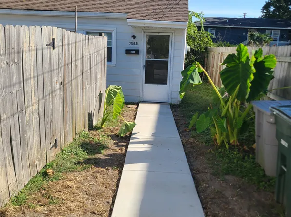 2206 1/2 Pembroke Ave, Hampton, VA 23664