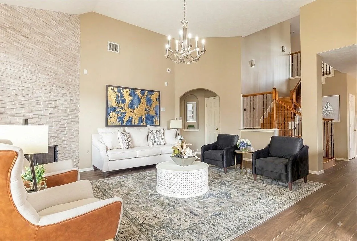 4 bed, 3.5 bath, 2943 sqft, $2,495 — Photo 1
