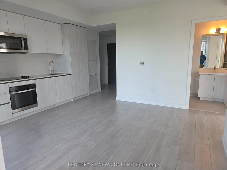 5858 Yonge St #323 — Photo 2