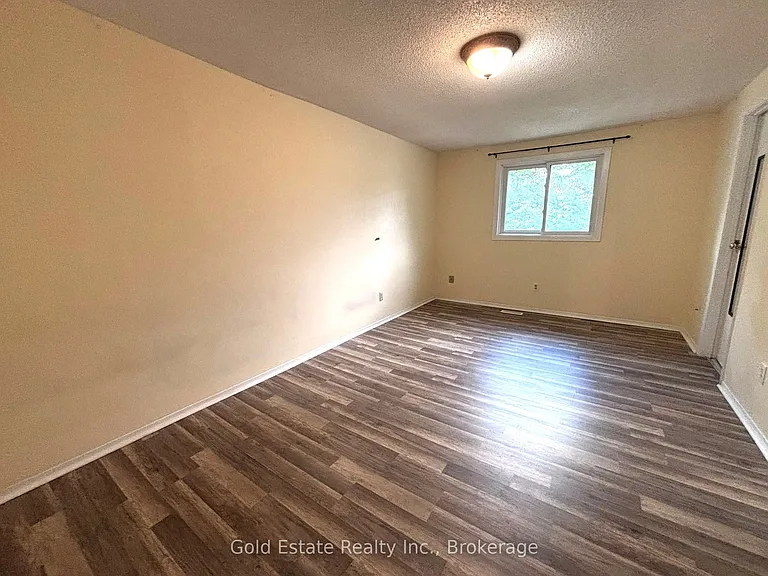 490 3rd St #40 — Photo 9