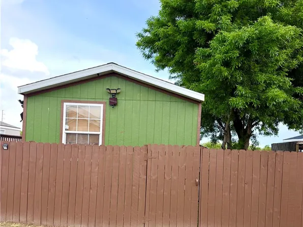 113 Tropical Breeze Ln, Aransas Pass, TX 78336
