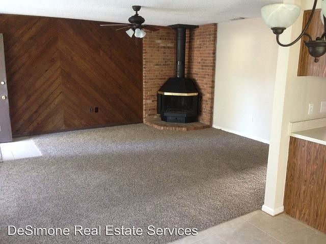 1st image of 4101 SE 20th Ter APT B