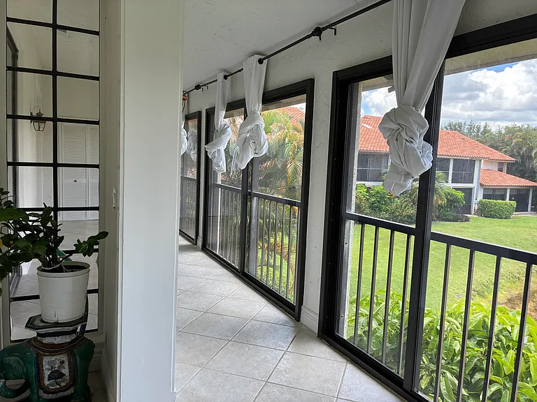 7895 La Mirada Dr — Photo 26