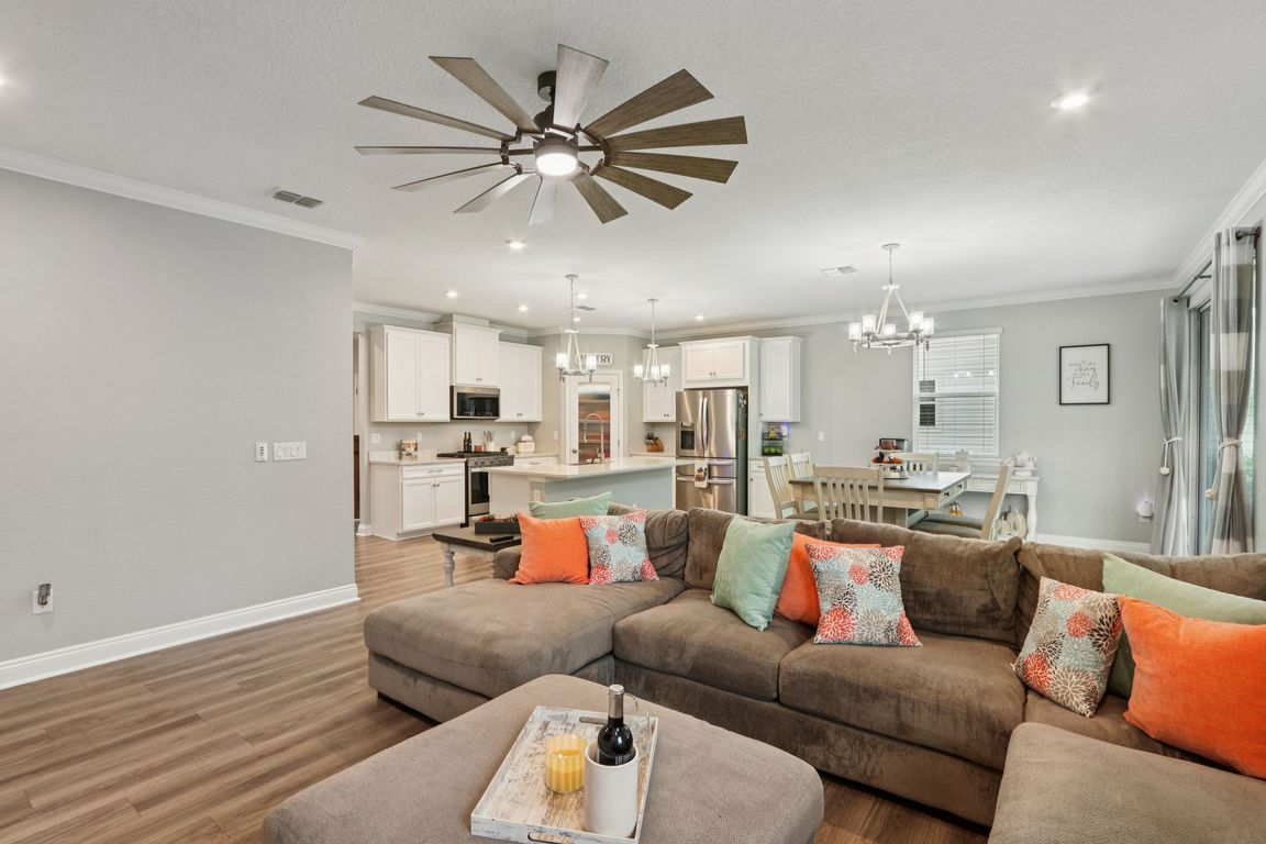 next background image