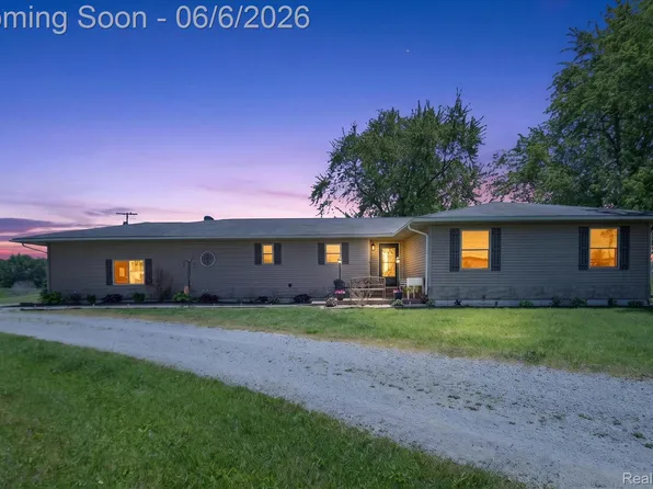 3949 Burnsline Rd, Brown City, MI 48416