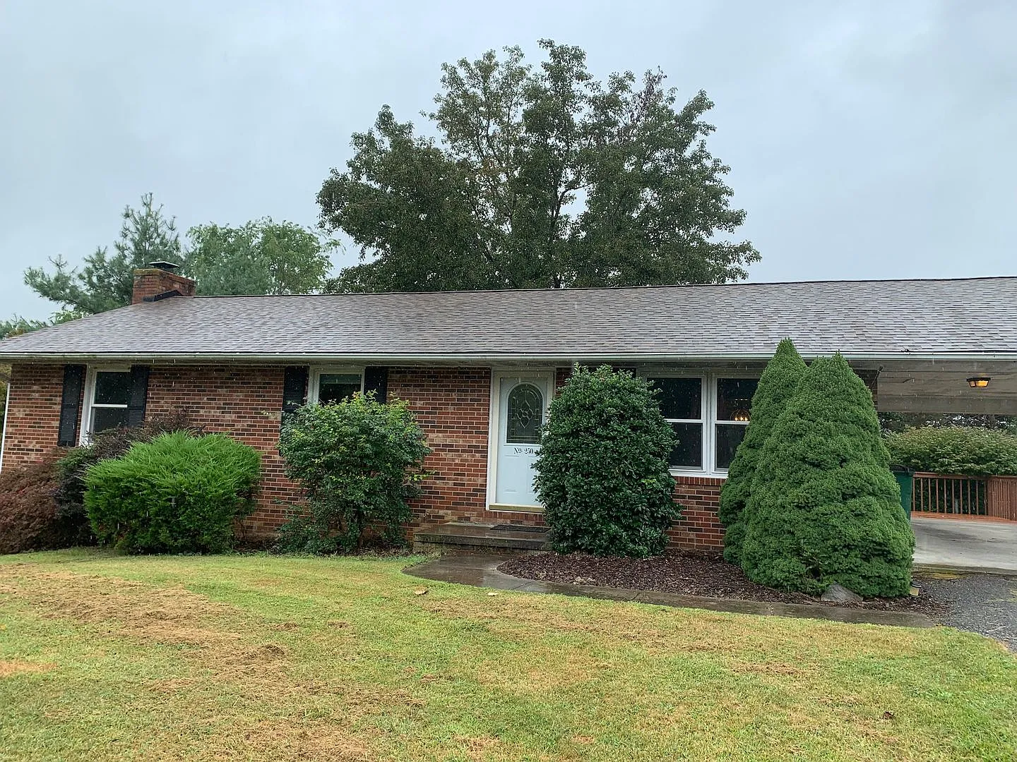3 Bedroom, 2 Bath House — Photo 1