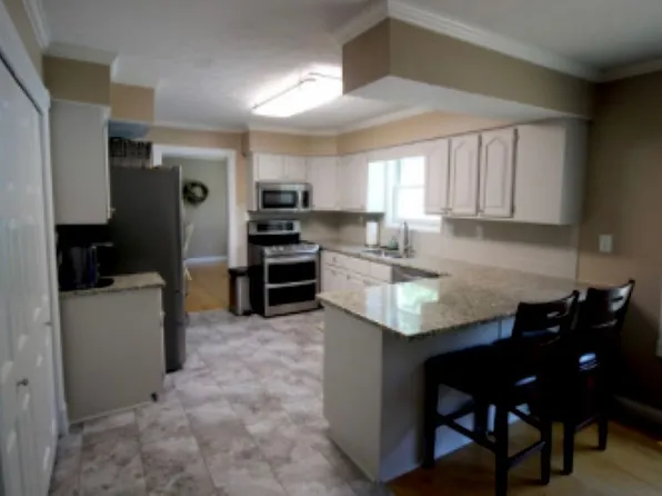 1010 S Railroad St, Earlington, KY 42410