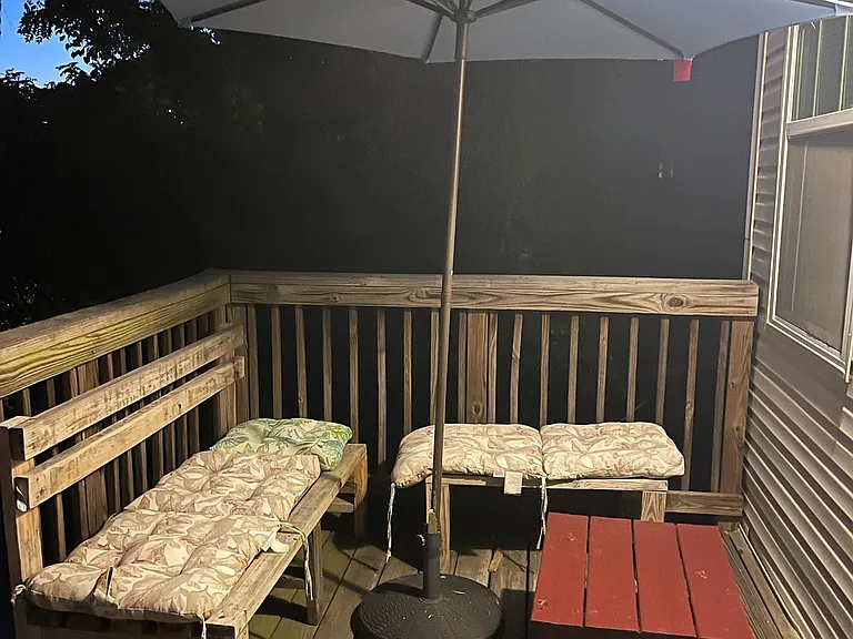 4257 Brooks St NE — Photo 35