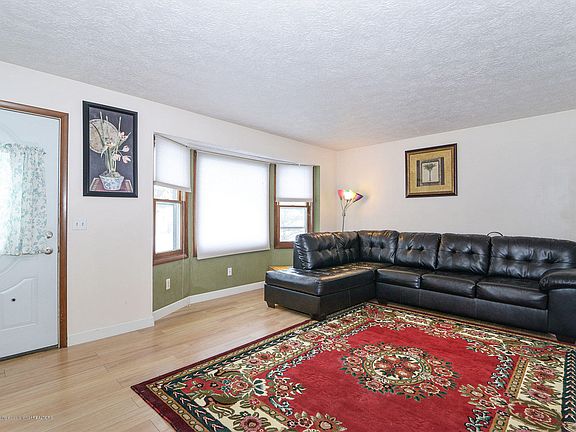 2nd image of 227 Tinley Dr