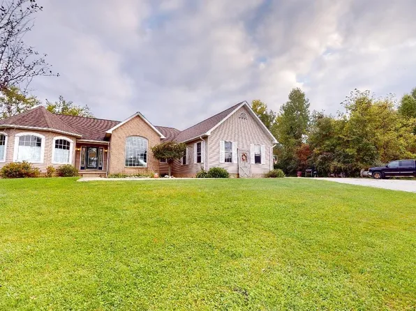 183 Twin Bay Trl, Willard, OH 44890