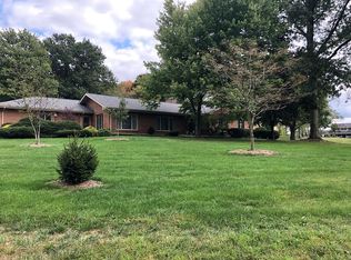 120 Lynwood Dr, Evans City, PA
