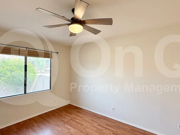 10944 N 117th Pl — Photo 11
