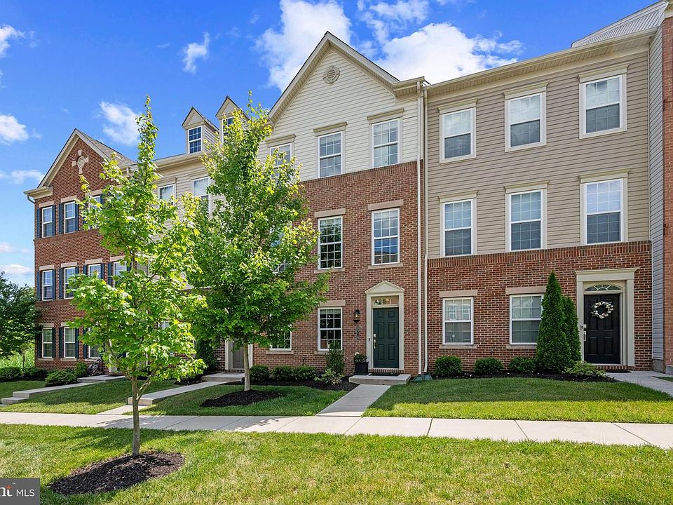1st image of 9219 Garrettson Cir