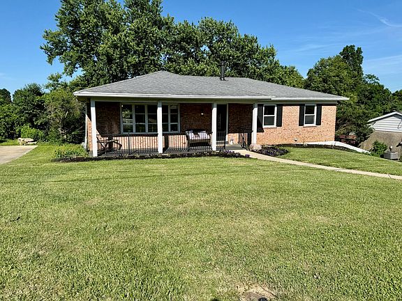 2nd image of 3766 Lisa Ln