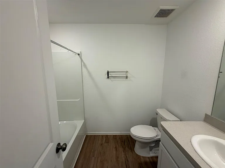 14514 Woodcott Warren Way — Photo 17