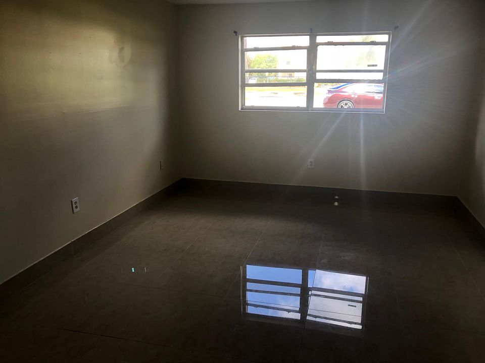 1st image of 3700 NW 21st St APT 106