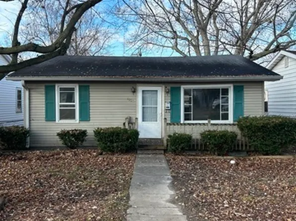 4025 Brown St, Anderson, IN 46013