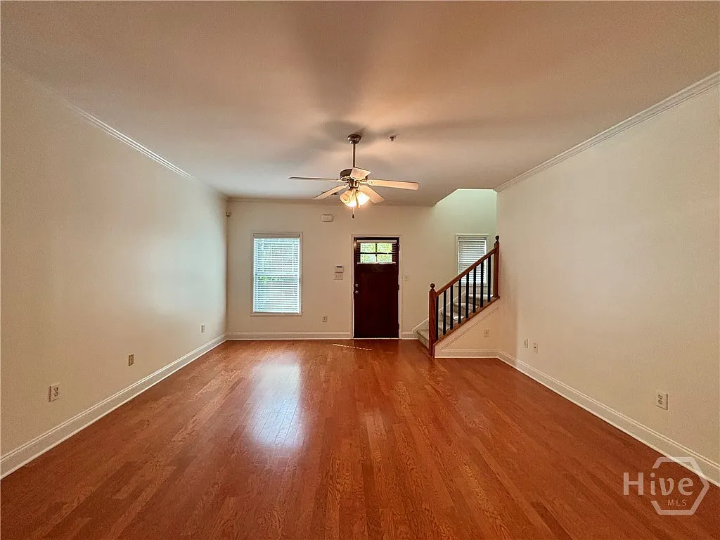 2 bed, 2.0 bath, 2020 sqft, $1,850 — Photo 4