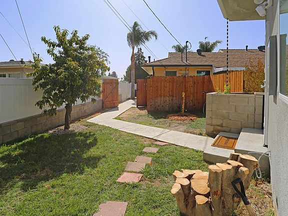 4th image of 16747 Tribune St