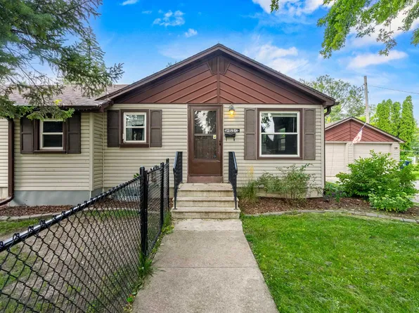 289 17th St, Fond Du Lac, WI 54935