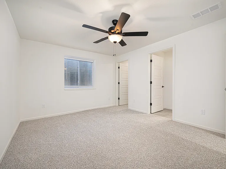 15813 Riley St — Photo 13