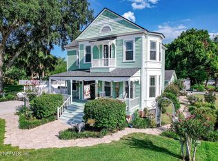 627 Spring St, Green Cove Springs, FL 32043