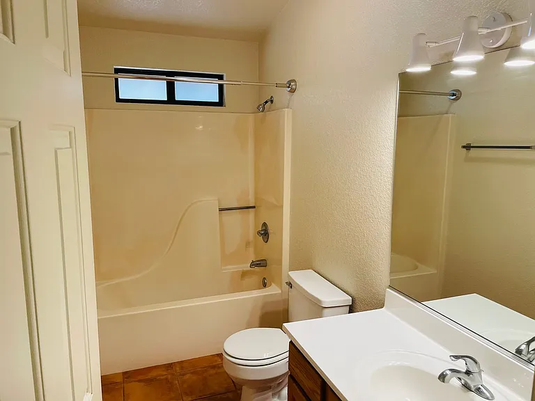 30 Quartz Dr — Photo 13