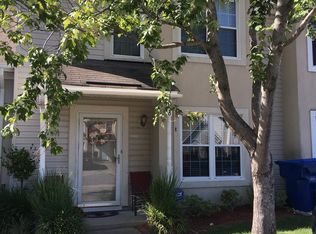 896 Old Clubhouse Rd, Virginia Beach, VA 23453