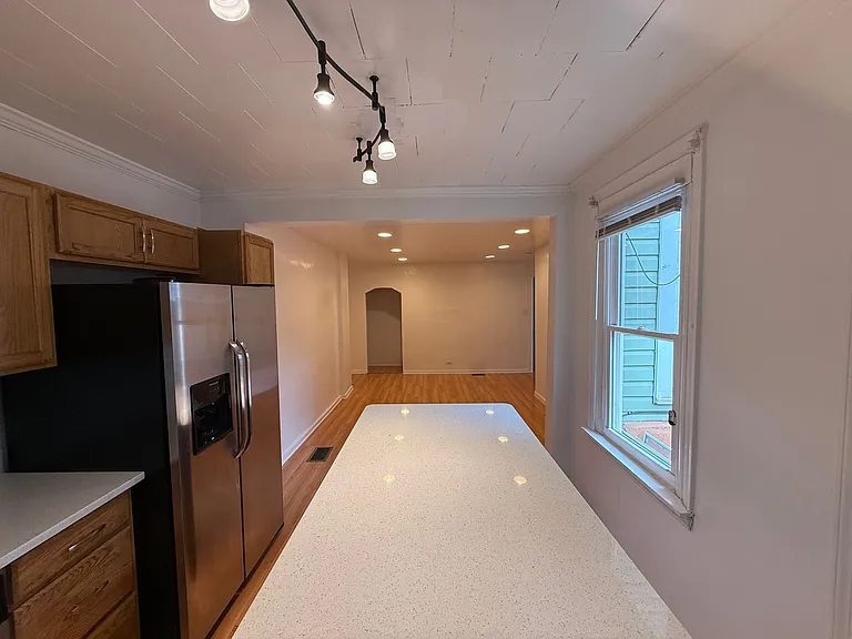 1916 Larkins Way — Photo 10