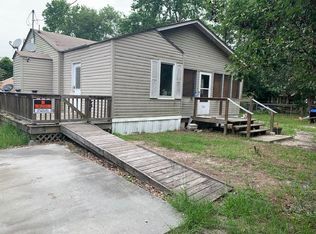 106 Jones St, Moncks Corner, SC 29461