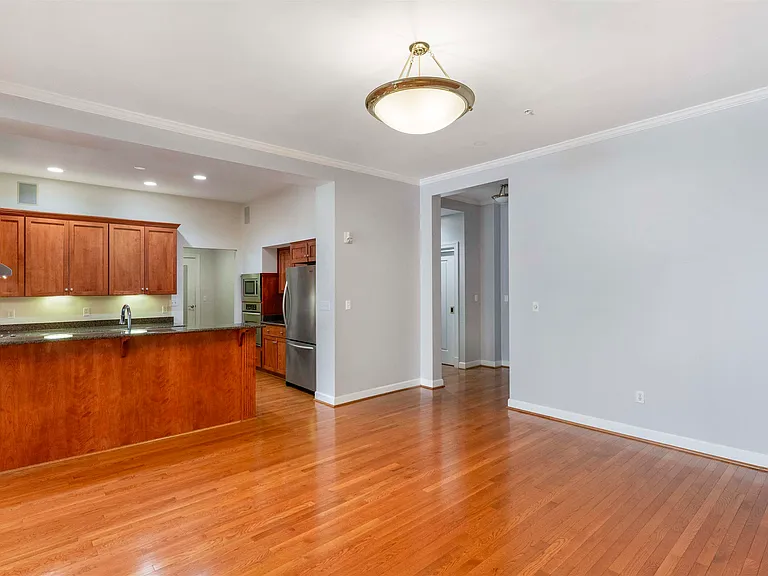 112 5th St SE #3D — Photo 15