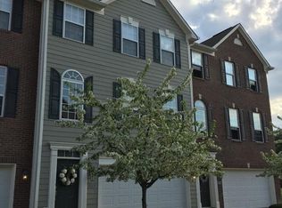 9051 Rider Dr, Fishers, IN 46038