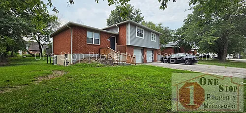 608 NE Florence Ave #A Photo 1 608 NE Florence Ave #A Photo 1