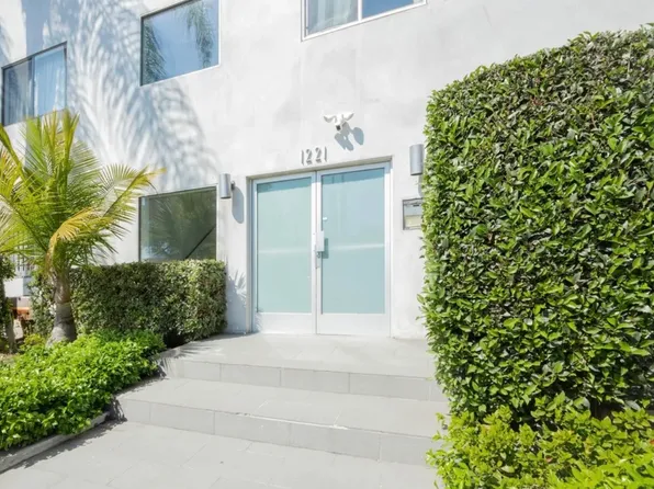 Genesee Luxe Apartments, 1221 N Genesee Ave #36190b170, Los Angeles, CA 90046