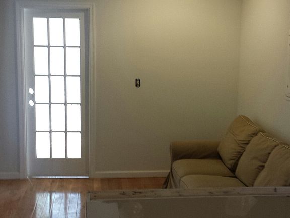 3rd image of 1518 Snyder Ave #2