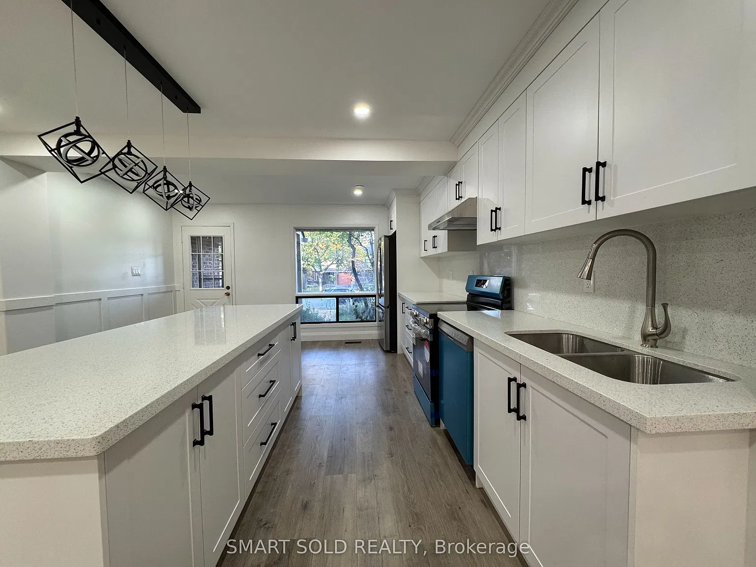 4 bed, $4,000 — Photo 3