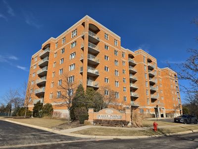 6815 N Milwaukee Ave APT 210, Niles, IL, 60714