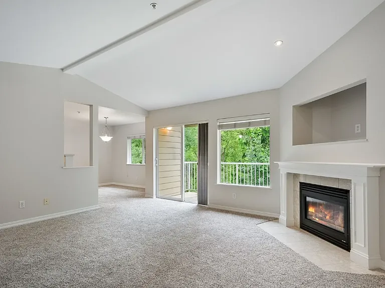 15150 140th Way SE #F304 — Photo 2