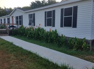 278 Country Way, Smithville, TX 78957