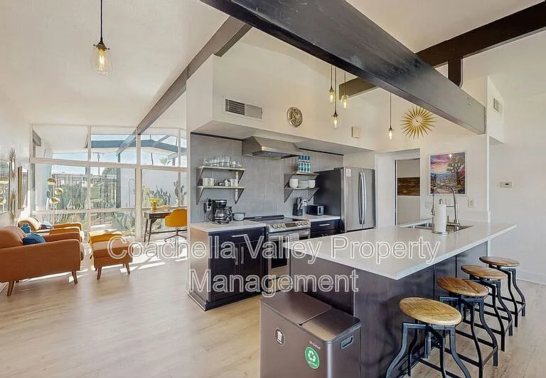 43709 Louisiana St — Photo 6