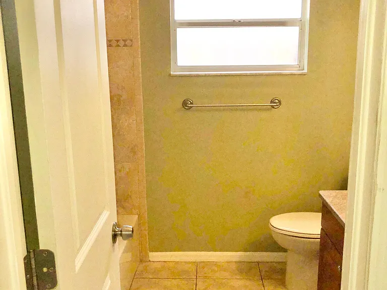 8231 Matthew Dr — Photo 16